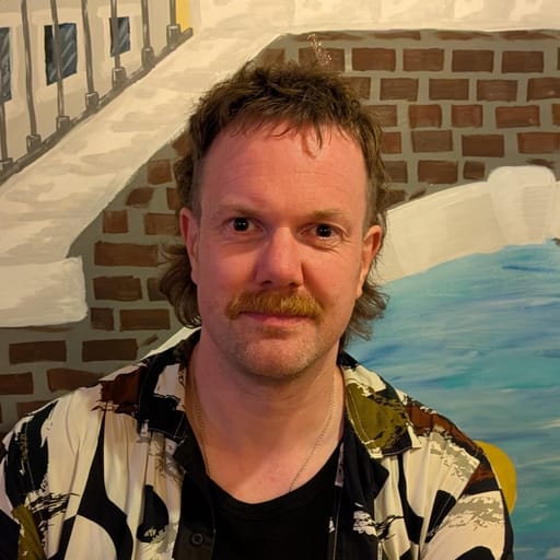 Simon Evans